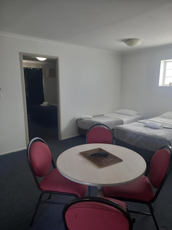 Centrepoint Motor Inn Rockhampton Εξωτερικό φωτογραφία